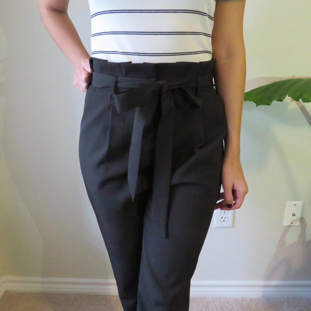 LULU's Paper Bag Pants Black Medium